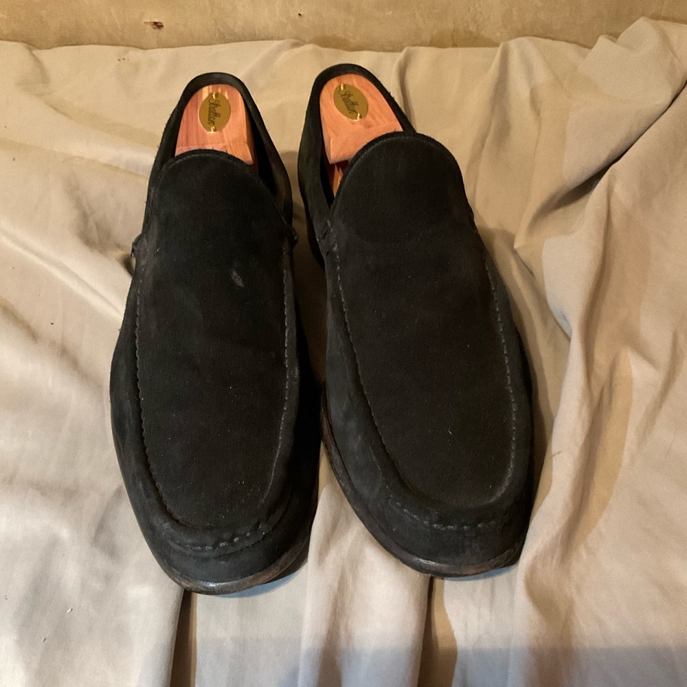 Mens Gucci suede loafers - Picture 2 of 4